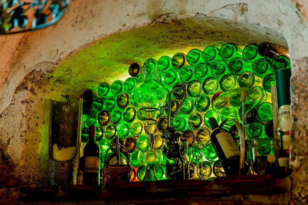 Gasthof Braeuer - Familie Eibensteiner Weißkirchen in Steiermark Kültér fotó