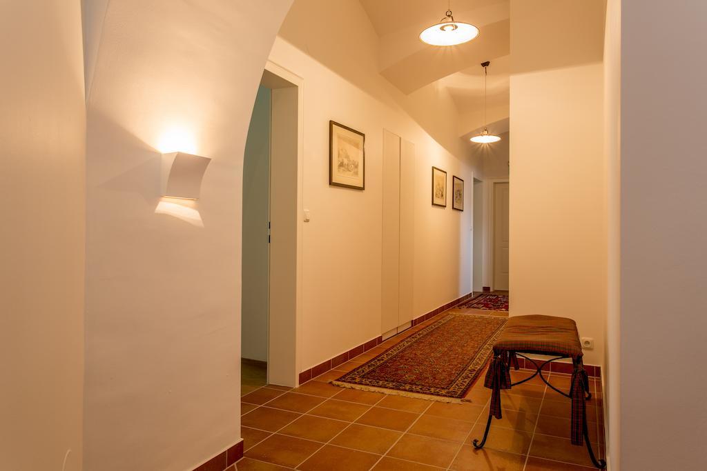 Gasthof Braeuer - Familie Eibensteiner Weißkirchen in Steiermark Szoba fotó